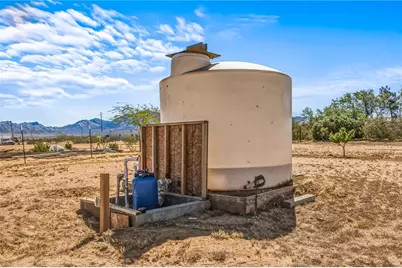 8980 W Mission Lane, Dolan Springs, AZ 86441 - Photo 41