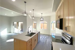 890 Florence Ave, Bullhead City, AZ 86429 - Photo 25