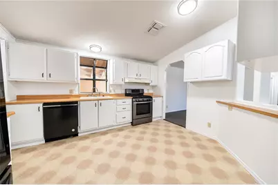 4755 Van Nuys, Kingman, AZ 86409 - Photo 9