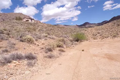 330-25-040 W Castle Springs Road, Golden Valley, AZ 86413 - Photo 33