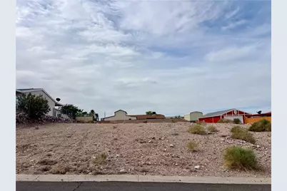 3370 Ridge View Avenue, Bullhead City, AZ 86429 - Photo 3