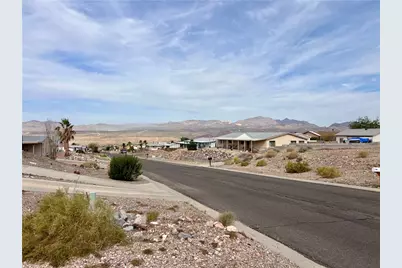 3370 Ridge View Avenue, Bullhead City, AZ 86429 - Photo 5