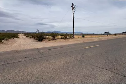 306-12-114D N Laguna #51, Golden Valley, AZ 86413 - Photo 1