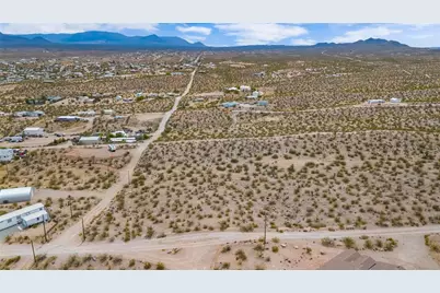 840 W Silver Creek Lane, Meadview, AZ 86444 - Photo 13