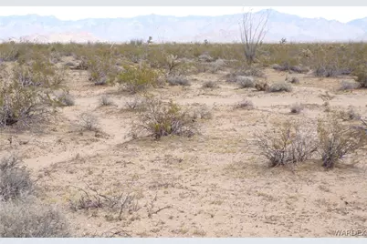 2906 W Crystal Springs Drive, Yucca, AZ 86438 - Photo 25