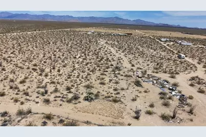 2906 W Crystal Springs Drive, Yucca, AZ 86438 - Photo 35