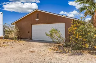 564 S Elfrida Rd, Golden Valley, AZ 86413 - Photo 3