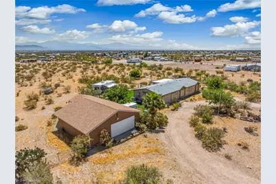 564 S Elfrida Road, Golden Valley, AZ 86413 - Photo 1