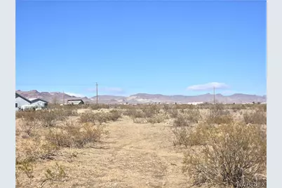 2449 S Canelo Road, Golden Valley, AZ 86413 - Photo 11