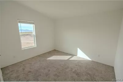 5746 N Eden Road, Golden Valley, AZ 86413 - Photo 27