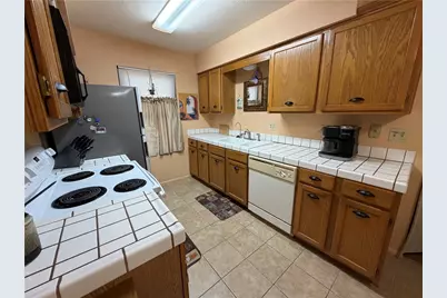 1280 Mohave Drive #25, Bullhead City, AZ 86442 - Photo 3