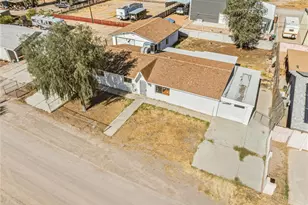 10285 S Hamilton Dr, Mohave Valley, AZ 86440 - Photo 5