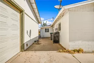 10285 S Hamilton Dr, Mohave Valley, AZ 86440 - Photo 9