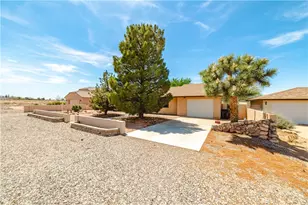 10041 N Concho Dr, Kingman, AZ 86401 - Photo 5