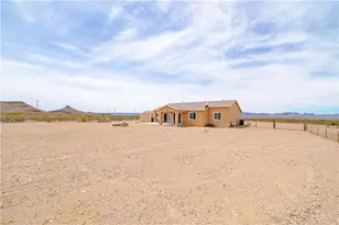 2948 Pinal Rd, Golden Valley, AZ 86413 - Photo 47