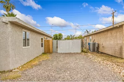 1800 Granada Drive, Bullhead City, AZ 86442 - Photo 3
