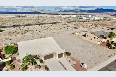 1037 Heritage Drive, Bullhead City, AZ 86429 - Photo 11