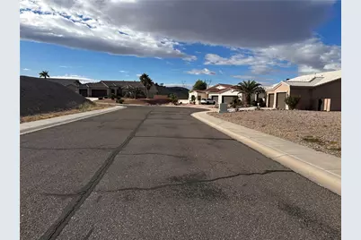1037 Heritage Drive, Bullhead City, AZ 86429 - Photo 7