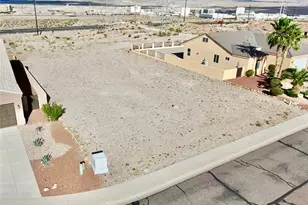 1037 Heritage Dr, Bullhead City, AZ 86429 - Photo 1