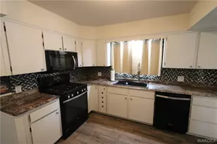 1181 Juanita Ln, Bullhead City, AZ 86442 - Photo 13