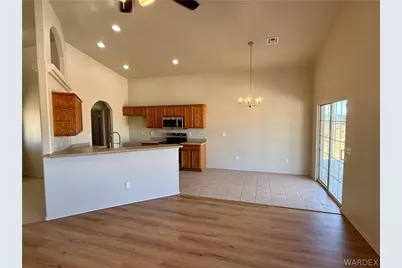 1045 S Teddy Roosevelt Road, Golden Valley, AZ 86413 - Photo 9