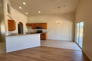 1045 S Teddy Roosevelt Rd, Golden Valley, AZ 86413 - Photo 9