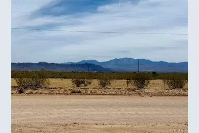1045 S Teddy Roosevelt Road, Golden Valley, AZ 86413 - Photo 37