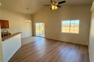 1045 S Teddy Roosevelt Rd, Golden Valley, AZ 86413 - Photo 7