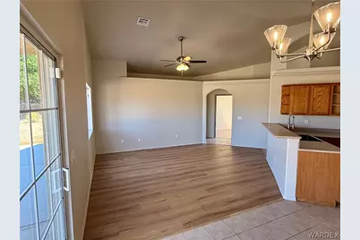 1045 S Teddy Roosevelt Road, Golden Valley, AZ 86413 - Photo 7