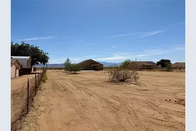 1045 S Teddy Roosevelt Road, Golden Valley, AZ 86413 - Photo 43