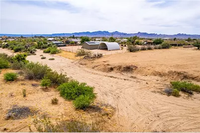 306-06-091A N McNeal Road, Golden Valley, AZ 86413 - Photo 17