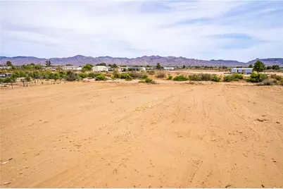 306-06-091A N McNeal Road, Golden Valley, AZ 86413 - Photo 21