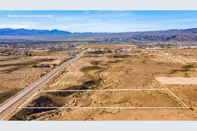 1957 N Oatman Road, Bullhead City, AZ 86442 - Photo 11