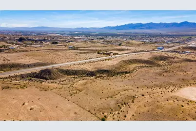 1957 N Oatman Road, Bullhead City, AZ 86442 - Photo 13