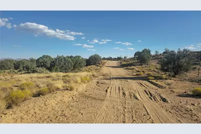 354-43-011B Wencel, Kingman, AZ 86401 - Photo 3