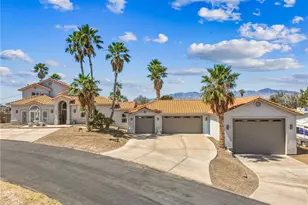 2519 Country Club Pl, Bullhead City, AZ 86442 - Photo 1