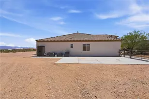 4256 Zircon Rd, Golden Valley, AZ 86413 - Photo 5