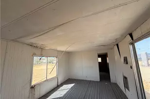 6112 W Gladys Dr, Golden Valley, AZ 86413 - Photo 35