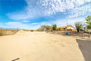 16722 S Lawton Rd, Yucca, AZ 86438 - Photo 39