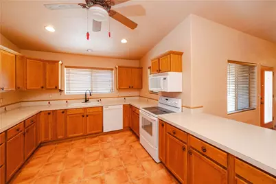 16722 S Lawton Road, Yucca, AZ 86438 - Photo 11
