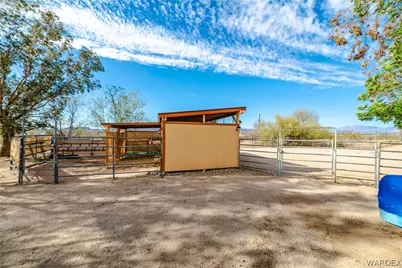 16722 S Lawton Road, Yucca, AZ 86438 - Photo 31