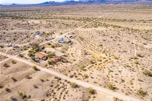 16722 S Lawton Rd, Yucca, AZ 86438 - Photo 3
