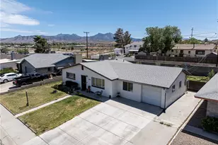2008 Sunset Blvd, Kingman, AZ 86401 - Photo 3