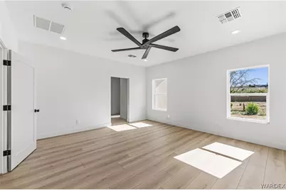 2250 Eastern, Kingman, AZ 86401 - Photo 27