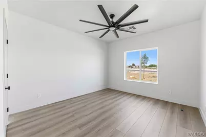 2250 Eastern, Kingman, AZ 86401 - Photo 33