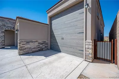 2681 Port Isabel Way, Bullhead City, AZ 86429 - Photo 7