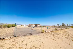4134 N Canelo Rd, Golden Valley, AZ 86413 - Photo 45
