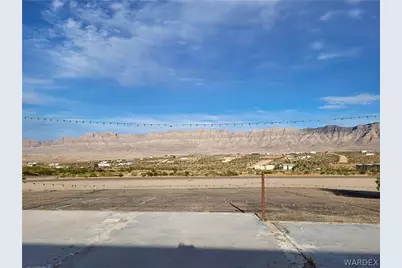 390 E Meadview Boulevard, Meadview, AZ 86444 - Photo 9