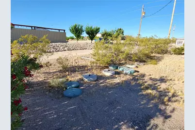 390 E Meadview Boulevard, Meadview, AZ 86444 - Photo 11