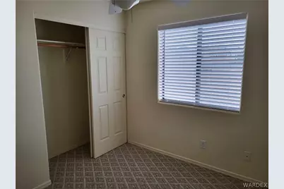 9842 S Phoenix Drive, Mohave Valley, AZ 86440 - Photo 11